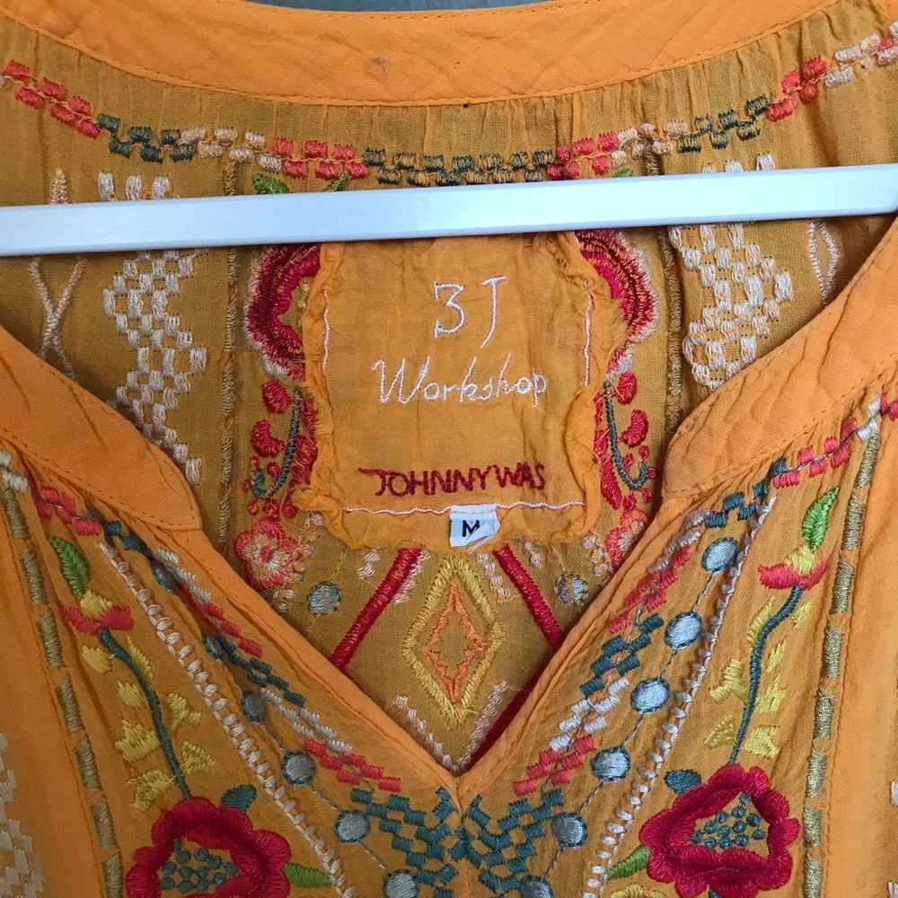 Johnny Was ‘George’ Peasant Top - Picture 5 of 10